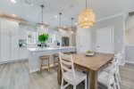 Bright Modern Kitchen and Dining 